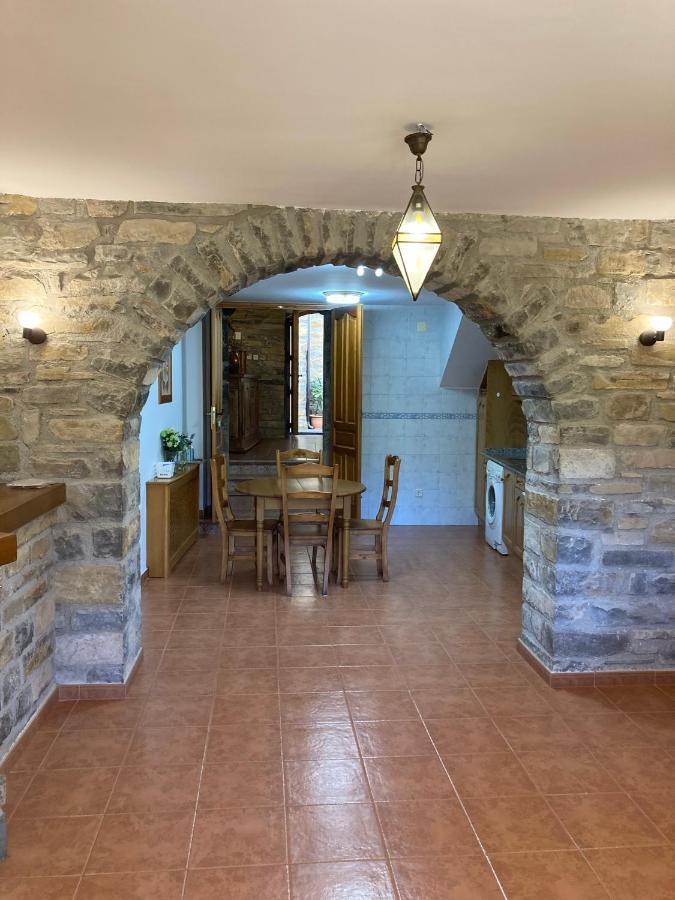 Vistas A La Montana En Un Pueblo Con Encanto. El Pueyo de Araguás Εξωτερικό φωτογραφία