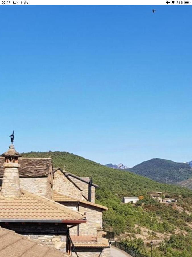 Vistas A La Montana En Un Pueblo Con Encanto. El Pueyo de Araguás Εξωτερικό φωτογραφία