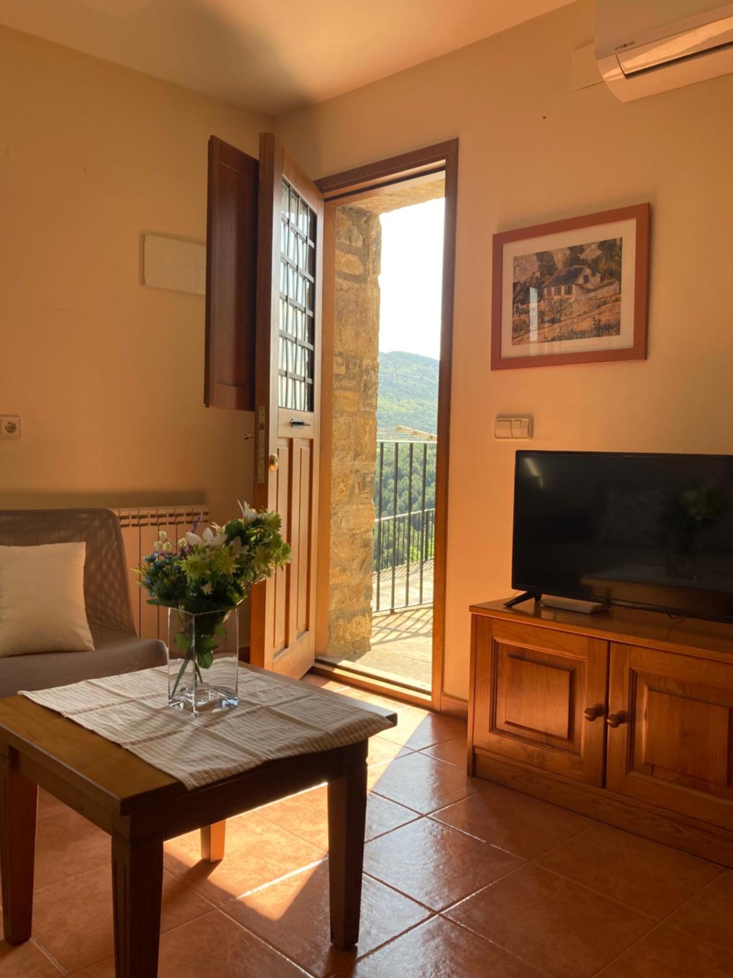 Vistas A La Montana En Un Pueblo Con Encanto. El Pueyo de Araguás Εξωτερικό φωτογραφία